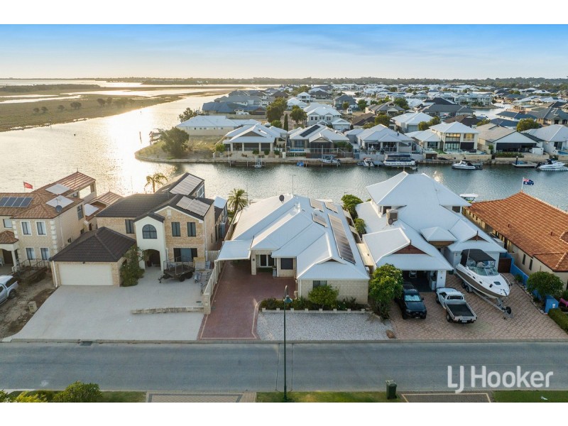 32 Darwin Terrace, Dudley Park WA 6210