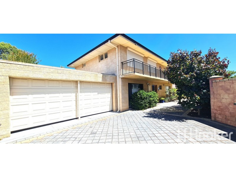 65 Gloucester Crescent, Shoalwater WA 6169