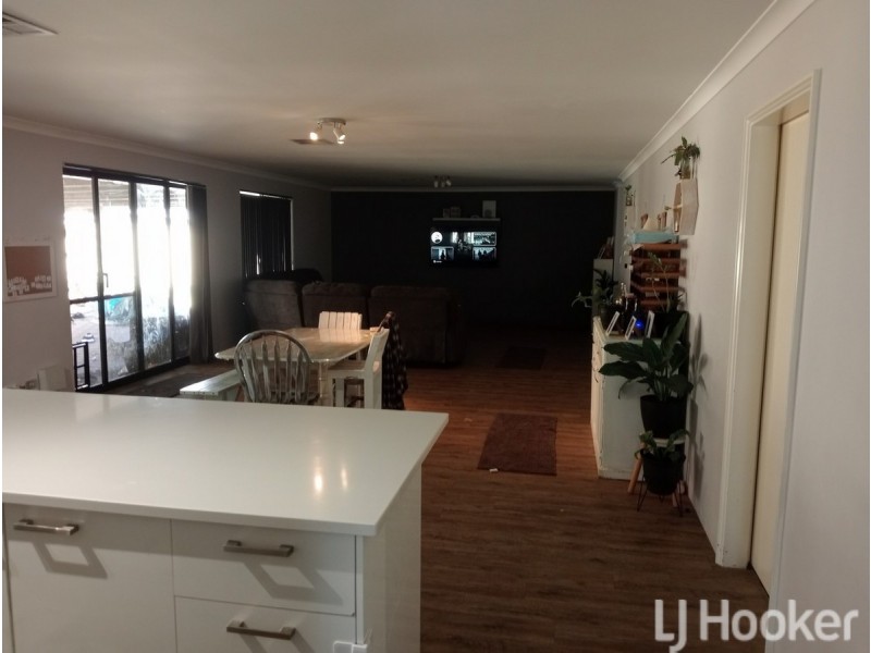 18 Eureka Court, Pinjarra WA 6208