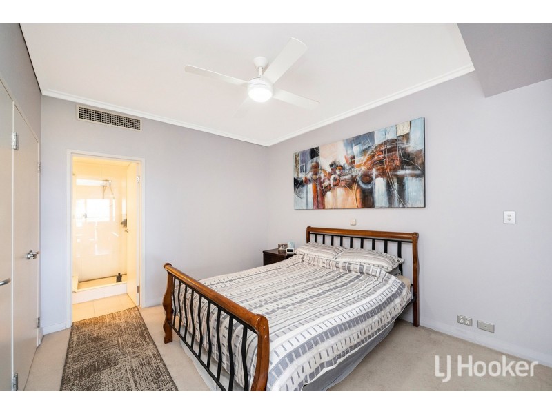 22/30 Sirrocco Drive, Erskine WA 6210