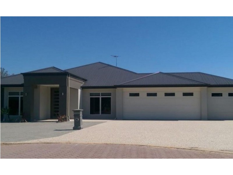 40 Fairway Crescent, Meadow Springs WA 6210