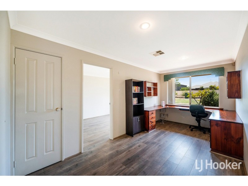 8 Country Road, Pinjarra WA 6208