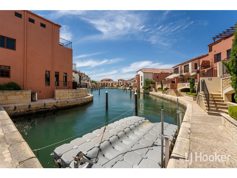 70/18 Port Quays, Wannanup WA 6210