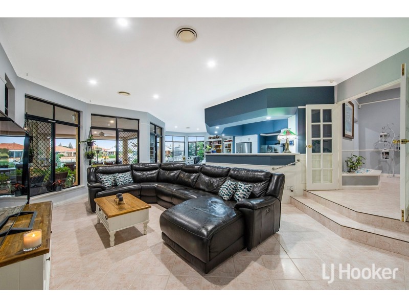 67 Aztec Island Retreat, Halls Head WA 6210
