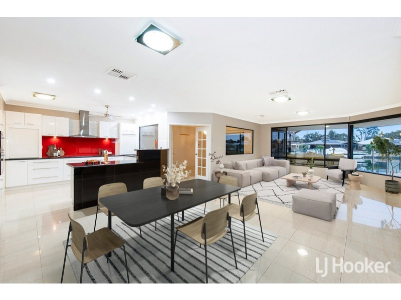 33 Warren Place, Dudley Park WA 6210