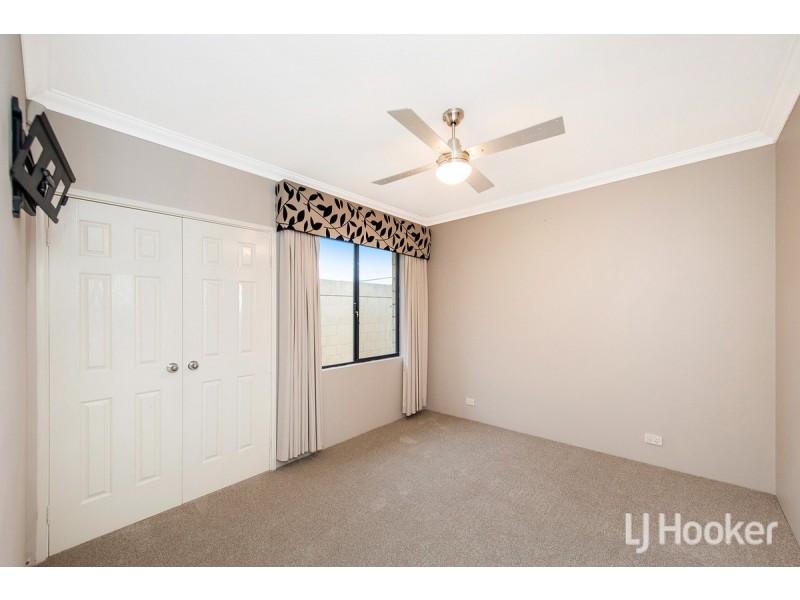 33 Warren Place, Dudley Park WA 6210