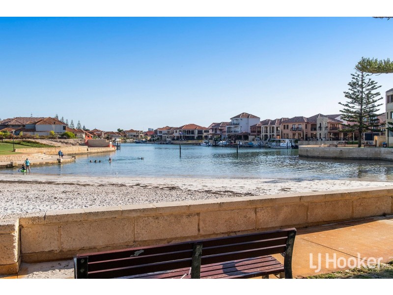 1/5 Westview Parade, Wannanup WA 6210