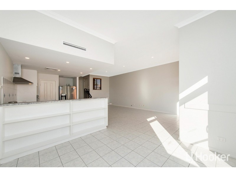 1/5 Westview Parade, Wannanup WA 6210