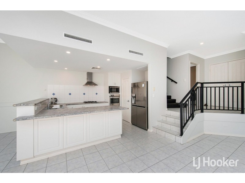 1/5 Westview Parade, Wannanup WA 6210
