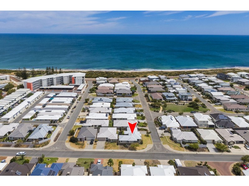 1 Stellaria Avenue, Halls Head WA 6210