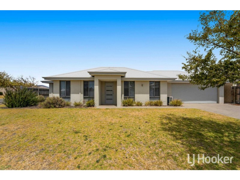 1 Stellaria Avenue, Halls Head WA 6210