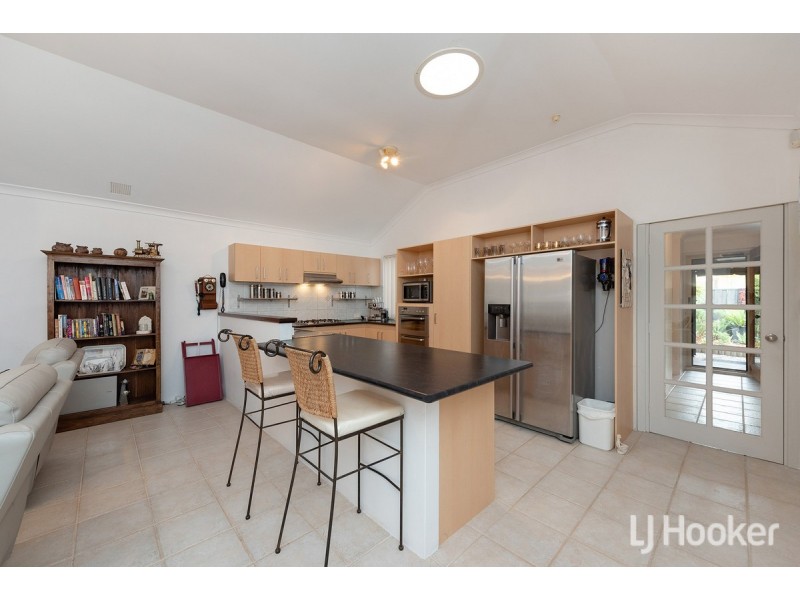 5 Kruger Loop, South Yunderup WA 6208