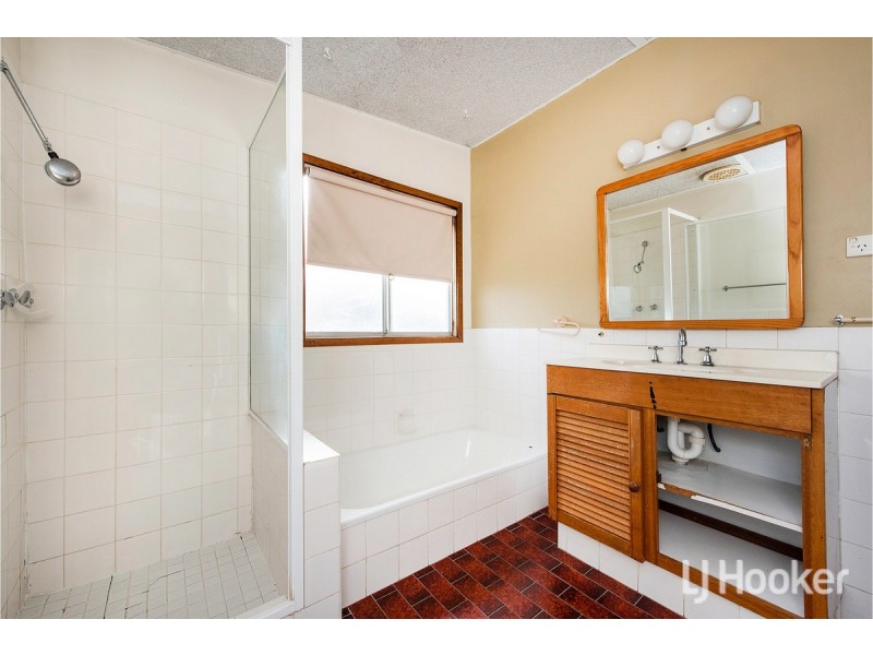 11 Wenn Road, Singleton WA 6175