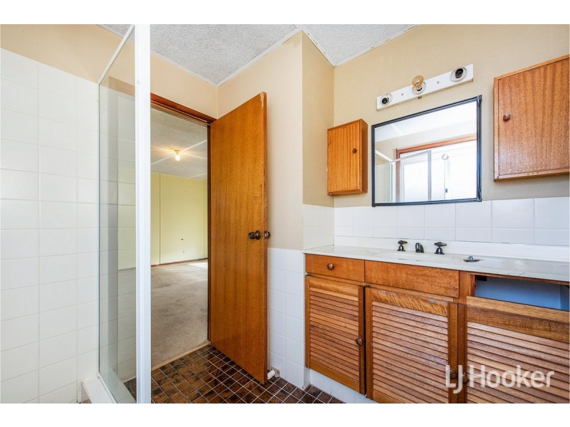 11 Wenn Road, Singleton WA 6175