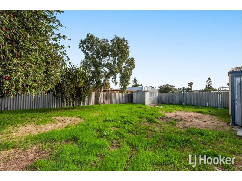 11 Wenn Road, Singleton WA 6175