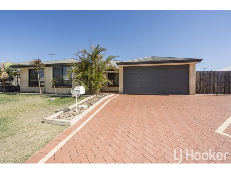 23 Senecio Way, Halls Head WA 6210