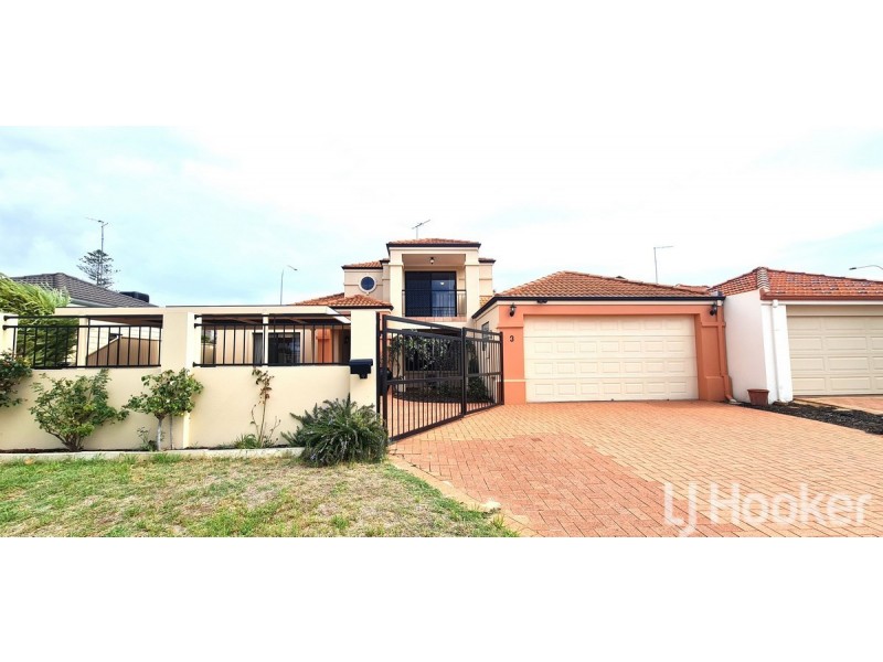 3 Rialto Place, Halls Head WA 6210
