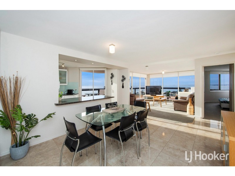 33/6A Valley Road, Halls Head WA 6210