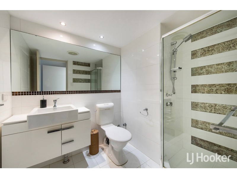 33/6A Valley Road, Halls Head WA 6210