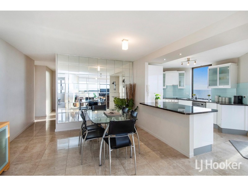 33/6A Valley Road, Halls Head WA 6210