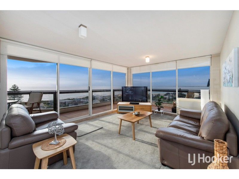 33/6A Valley Road, Halls Head WA 6210