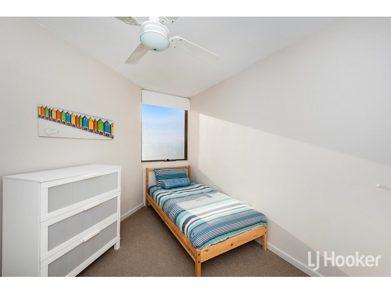 33/6A Valley Road, Halls Head WA 6210