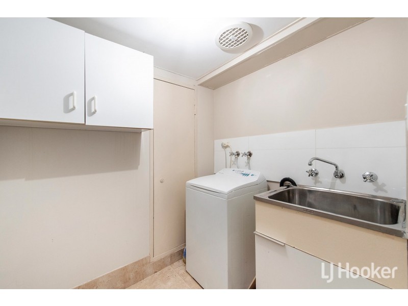 33/6A Valley Road, Halls Head WA 6210