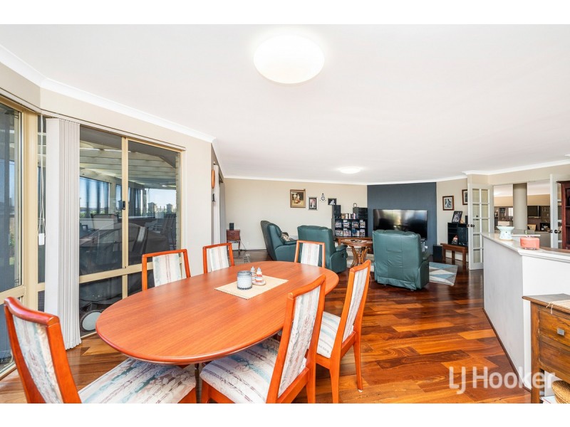 86 Voyager Close, Wannanup WA 6210