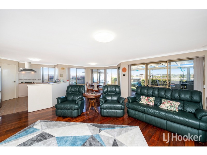 86 Voyager Close, Wannanup WA 6210