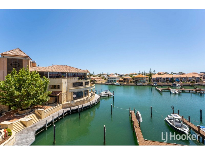 18/7 Village Mews, Wannanup WA 6210