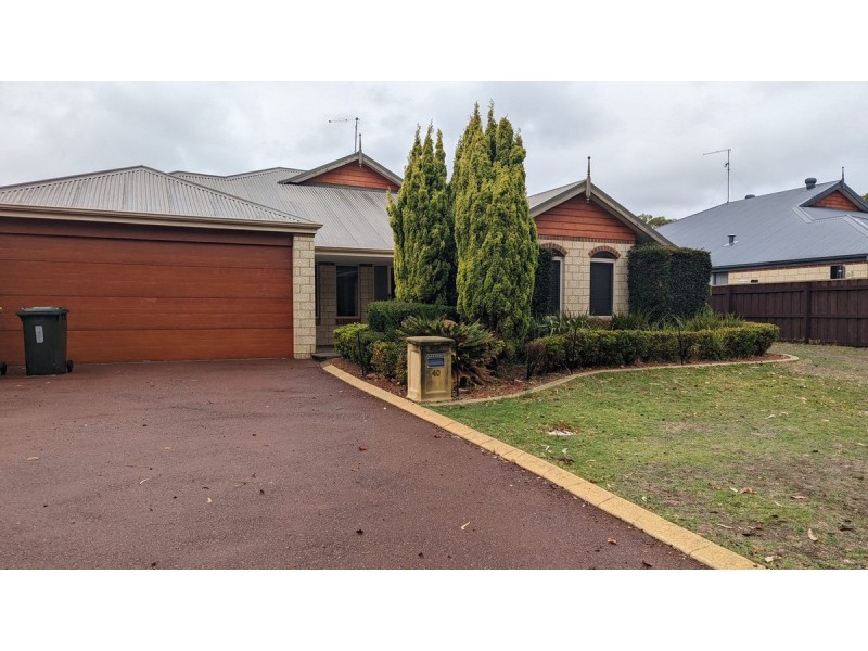40 Chatsworth Drive, Erskine WA 6210