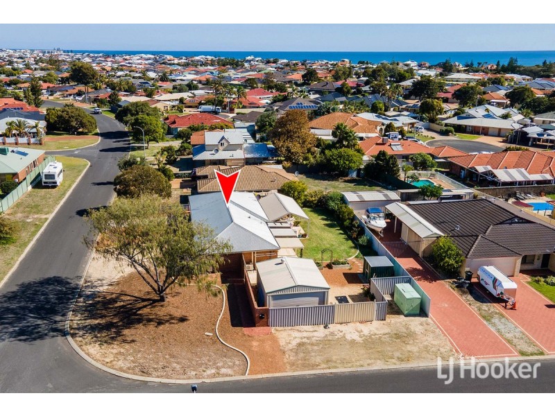 37 Silvertop Avenue, Halls Head WA 6210