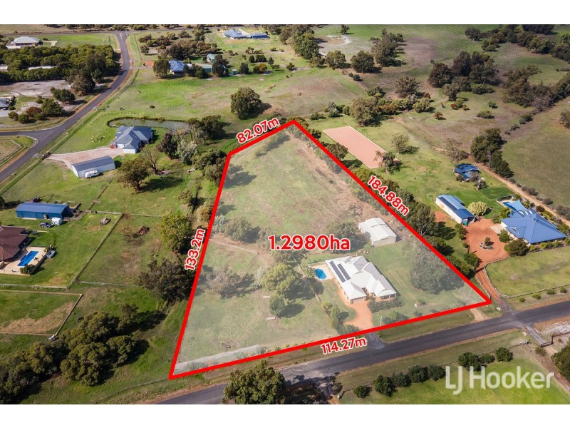 17 Hanover Way, West Pinjarra WA 6208