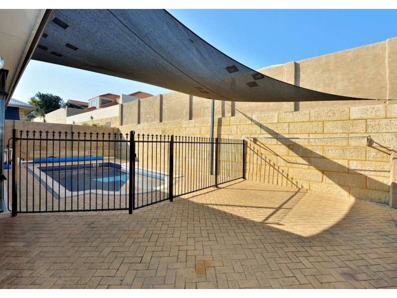 12 Northport Boulevard, Wannanup WA 6210