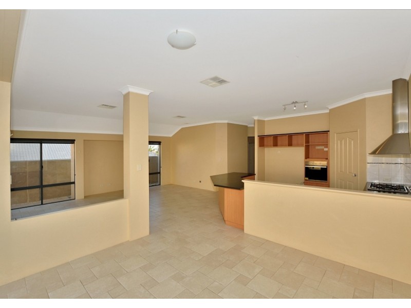 12 Northport Boulevard, Wannanup WA 6210