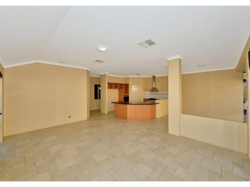 12 Northport Boulevard, Wannanup WA 6210