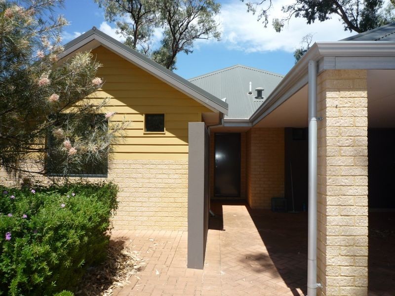 44/1 Mariners Cove Drive, Dudley Park WA 6210