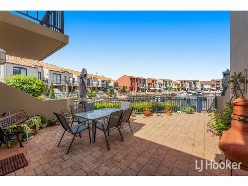 9/69 Westview Parade, Wannanup WA 6210