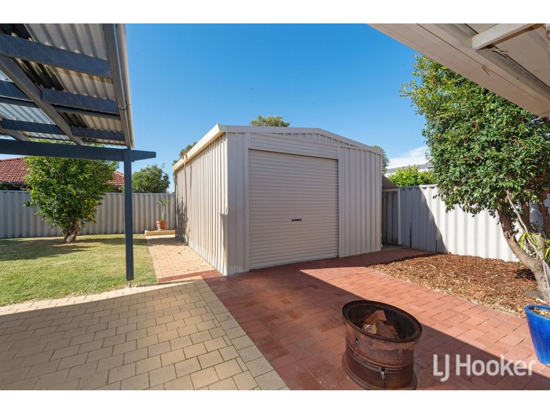 32 Regent Drive, Wannanup WA 6210