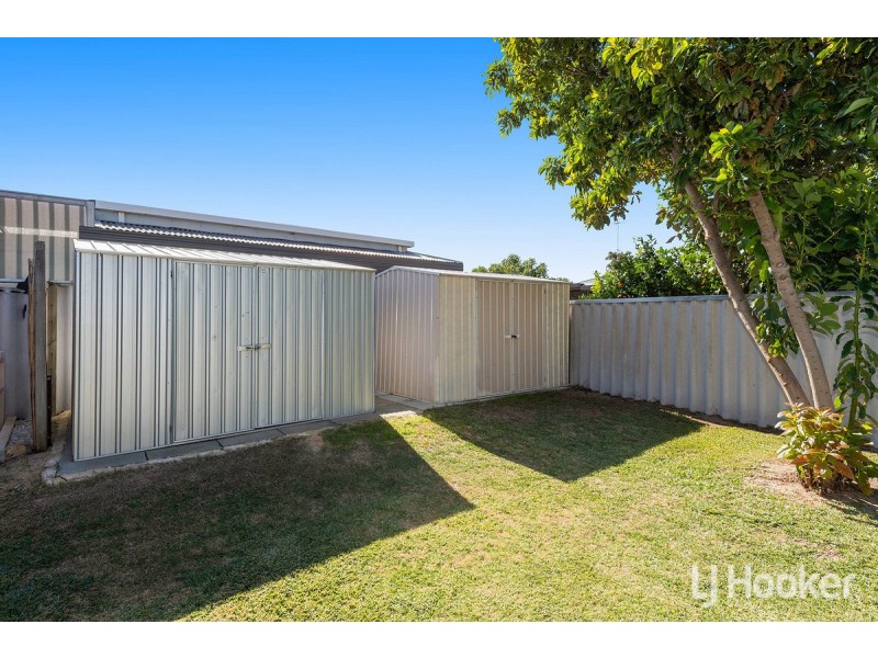 32 Regent Drive, Wannanup WA 6210