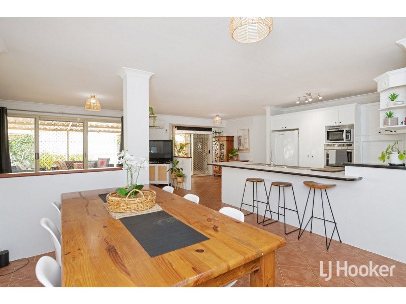 32 Regent Drive, Wannanup WA 6210