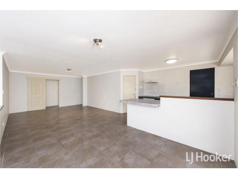 17 Kruger Loop, South Yunderup WA 6208