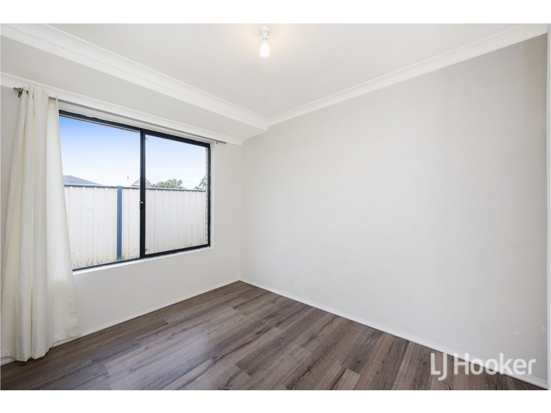 17 Kruger Loop, South Yunderup WA 6208