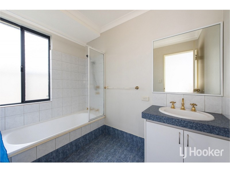 17 Kruger Loop, South Yunderup WA 6208