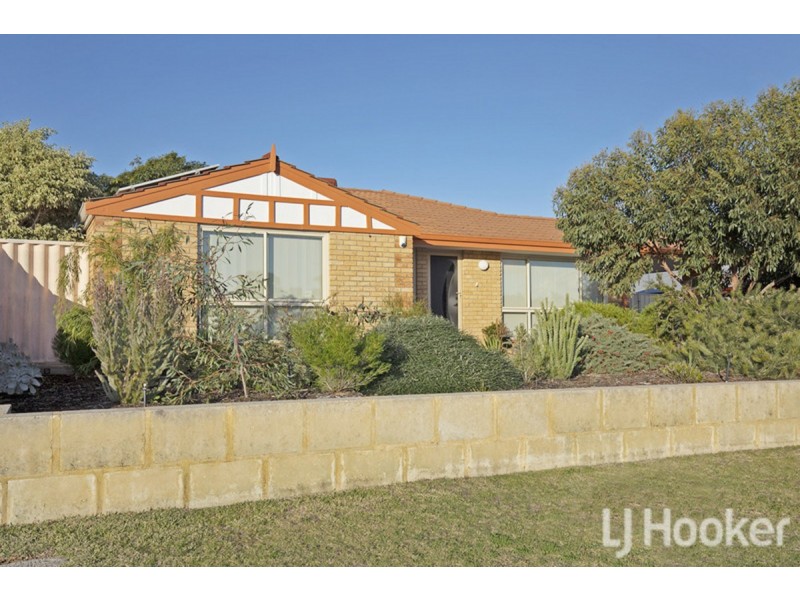 35 Casuarina Drive, Halls Head WA 6210