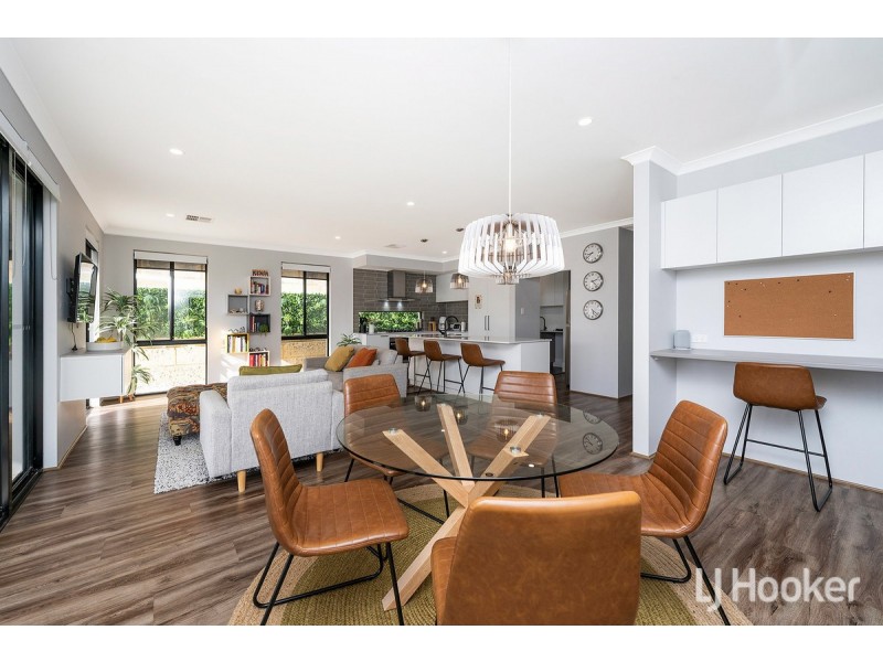 7 Northport Boulevard, Wannanup WA 6210