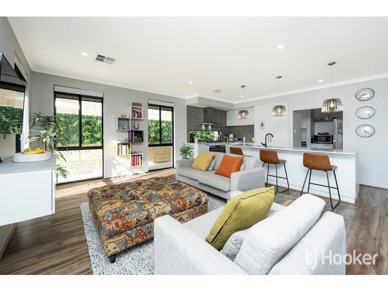 7 Northport Boulevard, Wannanup WA 6210
