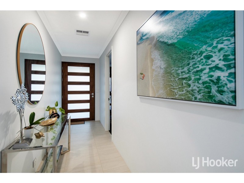 15 Europa Place, Dudley Park WA 6210