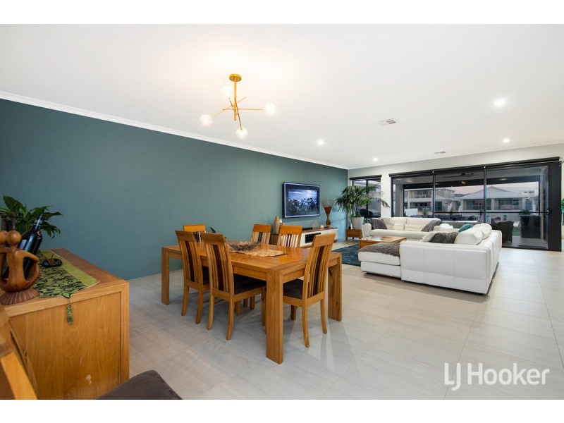 15 Europa Place, Dudley Park WA 6210