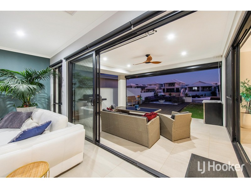 15 Europa Place, Dudley Park WA 6210